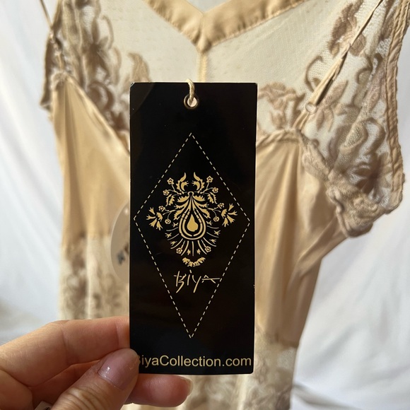 Johnny Was Biya Silk Cream Lace Maxi Dress - Picture 10 of 10